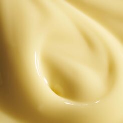 iS Clinical Retinol+ Emulsion 0.3 - Image 3